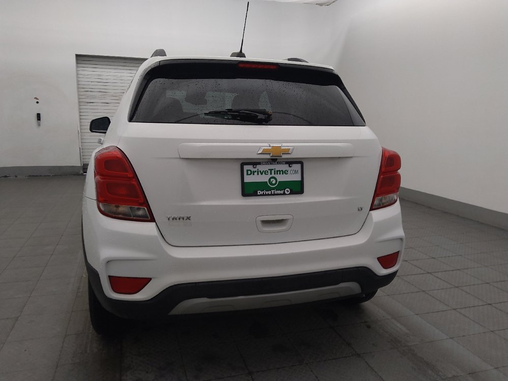 Used 2020 Chevrolet Trax LT w/ LT Convenience Package FWD image 6