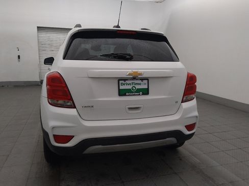 Used 2020 Chevrolet Trax LT w/ LT Convenience Package FWD image 6