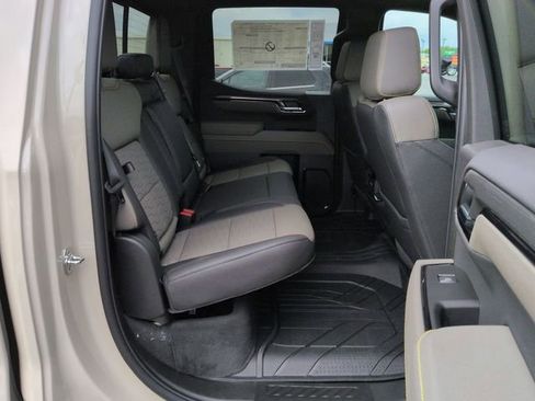 New 2026 Chevrolet Silverado 1500 ZR2 w/ Dark Appearance Package AWD/4WD image 25