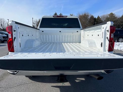 Used 2025 Chevrolet Silverado 2500 LT w/ Convenience Package AWD/4WD image 17