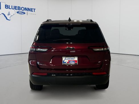Used 2025 Jeep Grand Cherokee L Limited w/ Luxury Tech Group II AWD/4WD image 6