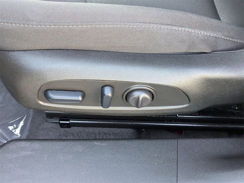 Used 2024 Chevrolet Malibu LT image 14