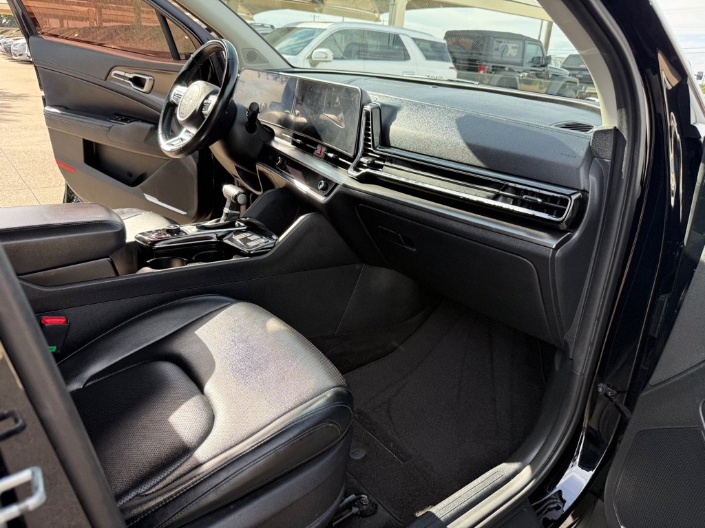 Used 2023 Kia Sportage EX FWD image 15