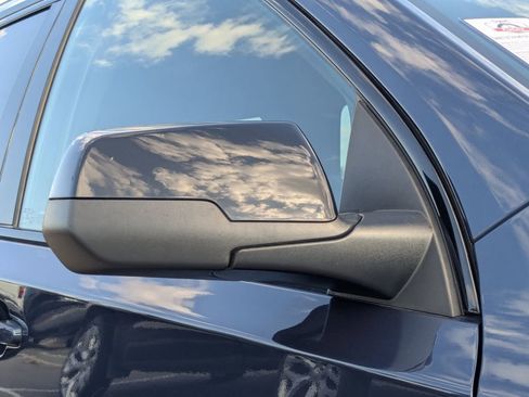 Used 2022 Chevrolet Traverse LS w/ Midnight/Sport Edition image 11