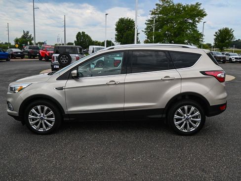 Used 2017 Ford Escape Titanium AWD/4WD image 8