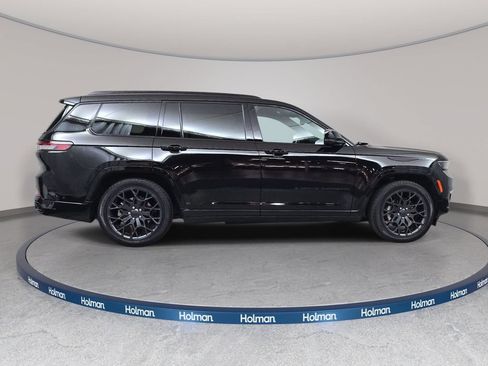 Used 2023 Jeep Grand Cherokee L Summit w/ High Altitude Package AWD/4WD image 5