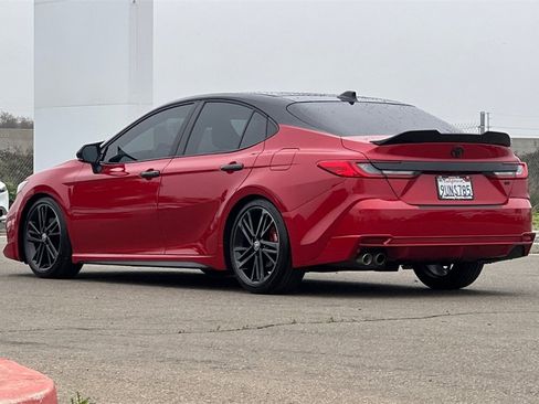 Used 2025 Toyota Camry XSE image 7