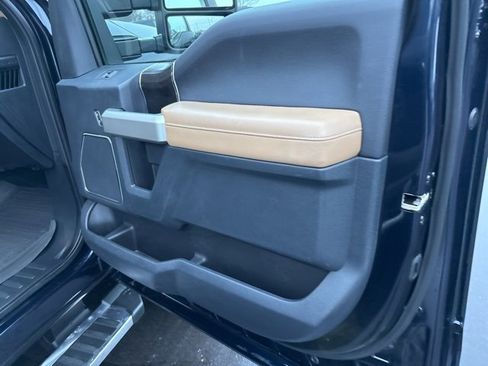 Used 2022 Ford F250 Lariat w/ Lariat Ultimate Package image 9