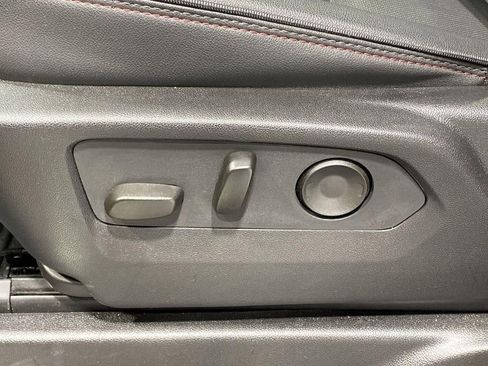 Used 2025 Chevrolet Tahoe RST w/ Comfort Package image 14