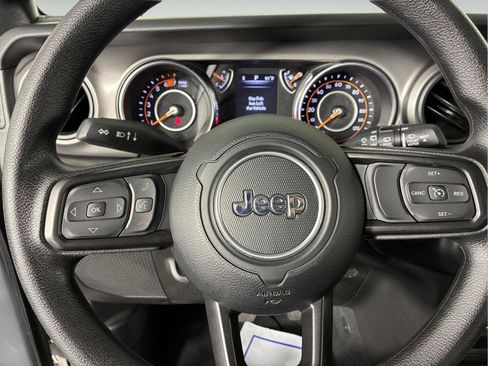 Used 2022 Jeep Wrangler Unlimited Sport AWD/4WD image 91