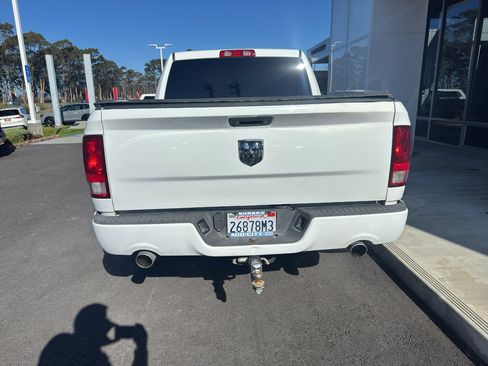 Used 2018 RAM 1500 Express w/ Express Value Package image 11