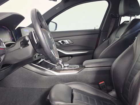 Used 2020 BMW 330i Sedan w/ Convenience Package RWD image 4