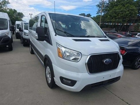 Certified 2022 Ford Transit 350 XLT RWD image 2