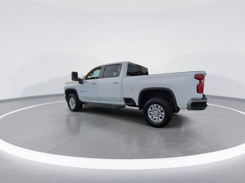 Used 2021 Chevrolet Silverado 2500 LTZ w/ LTZ Convenience Package image 6