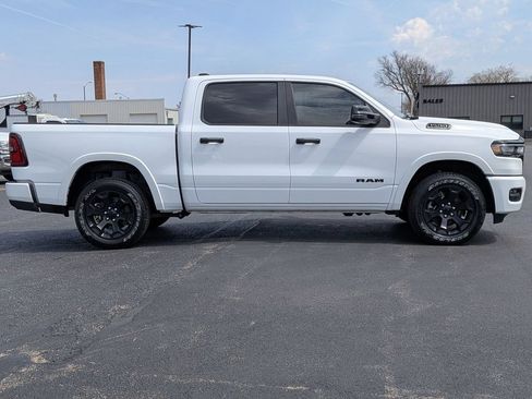 Used 2025 RAM 1500 Big Horn AWD/4WD image 8
