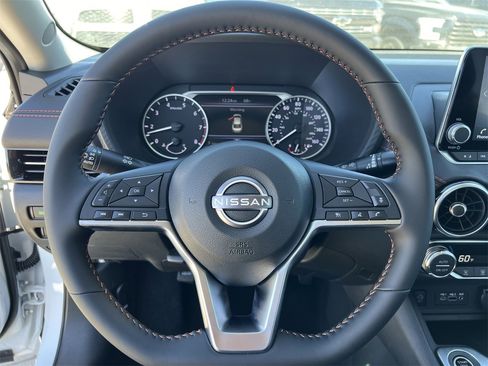 New 2025 Nissan Sentra SR image 10