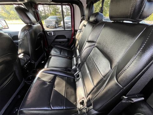 Used 2021 Jeep Gladiator Overland w/ Popular Equipment Package image 23