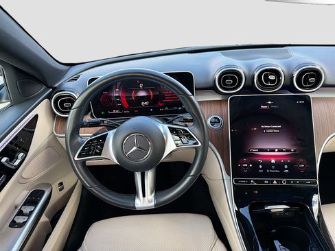 Used 2025 Mercedes-Benz C 300 4MATIC Sedan image 18