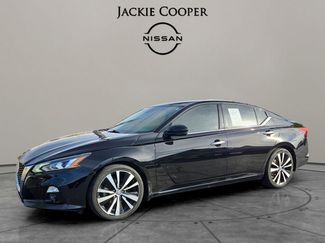 Used 2019 Nissan Altima 2.5 Platinum video 1