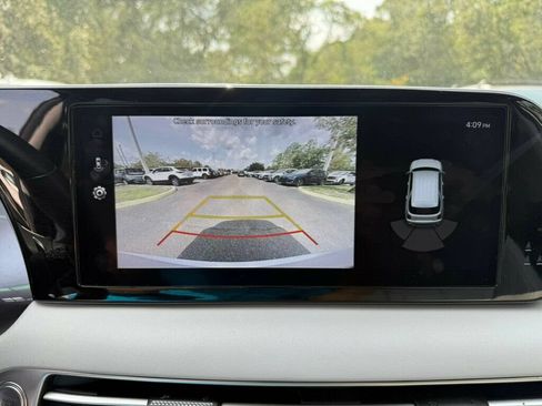 Used 2025 Hyundai Palisade SEL FWD image 7