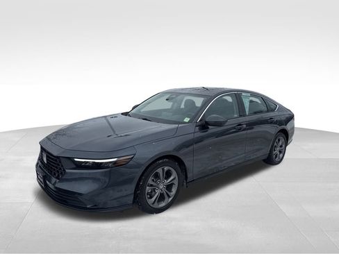 Certified 2024 Honda Accord EX image 9