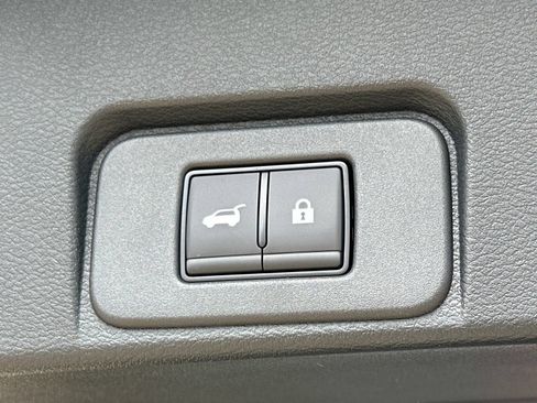 New 2026 Nissan Rogue Platinum w/ Tech Package AWD/4WD image 17
