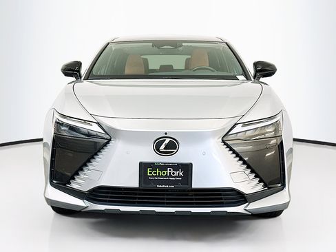 Used 2023 Lexus RZ 450e Premium w/ Accessory Package (2T) image 2