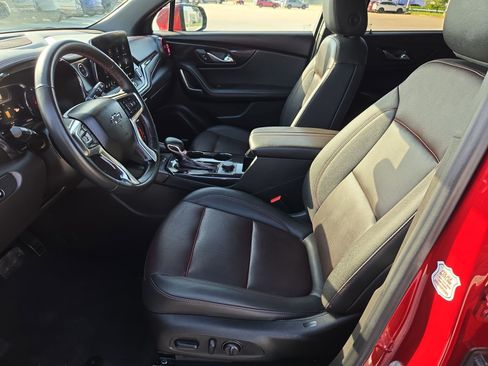 Used 2025 Chevrolet Blazer RS FWD image 16