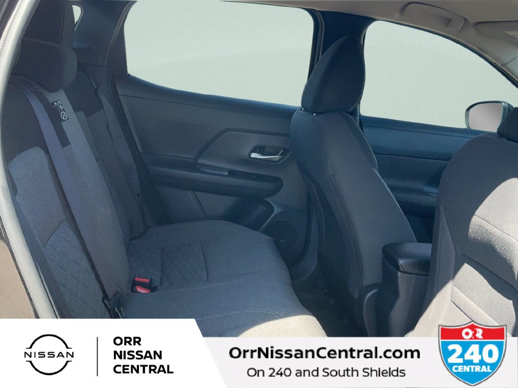 Used 2025 Nissan Kicks SV FWD image 12