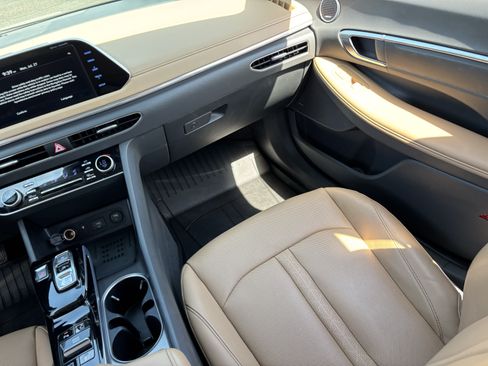 Used 2023 Hyundai Sonata Limited FWD image 15