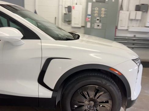 New 2025 Chevrolet Blazer EV LT w/ Midnight/Sport Edition image 2