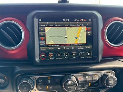 Used 2020 Jeep Gladiator Rubicon image 19