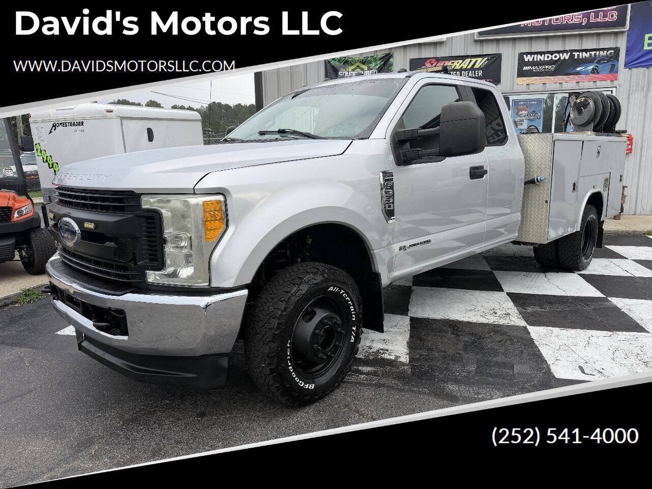 Used 2017 Ford F350 XL w/ XL Value Package AWD/4WD image 1
