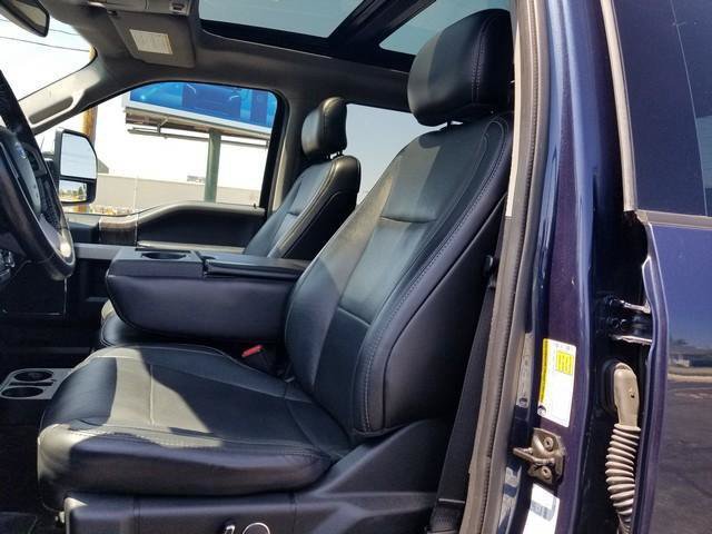 Used 2017 Ford F250 Lariat w/ Lariat Ultimate Package AWD/4WD image 11