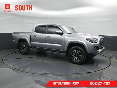Used 2023 Toyota Tacoma TRD Sport AWD/4WD image 1