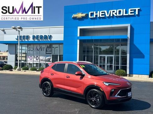 Used 2024 Buick Encore GX Sport Touring image 1