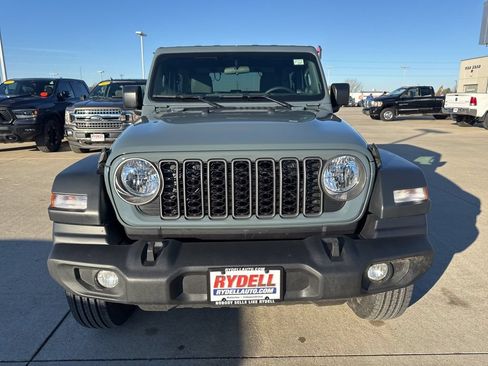 New 2026 Jeep Wrangler Sport AWD/4WD image 22