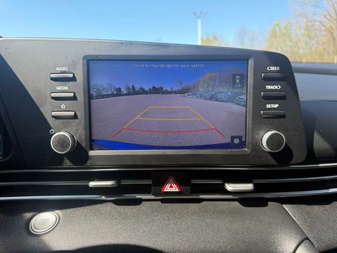 Used 2021 Hyundai Elantra SEL FWD image 21