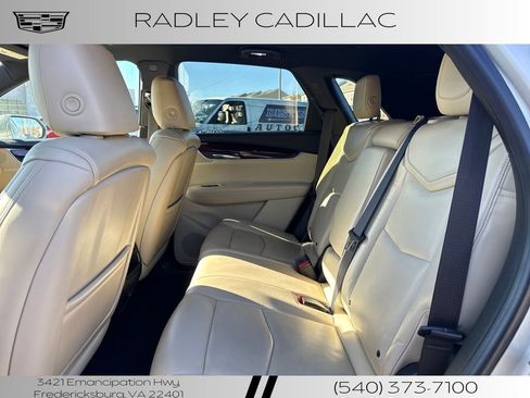 Used 2017 Cadillac XT5 Luxury w/ Driver Awareness Package image 12