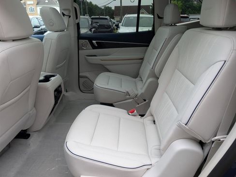 New 2026 Buick Enclave Avenir w/ Super Cruise Package image 15