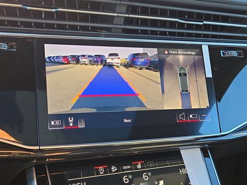 New 2026 Audi Q8 Premium Plus image 18