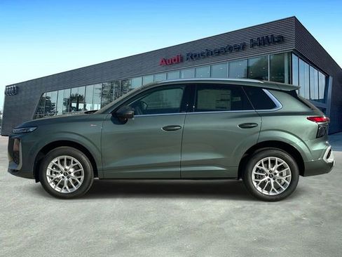 New 2026 Audi Q3 quattro 2.0T AWD/4WD image 2