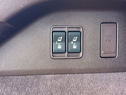 Used 2018 Lexus RX 350L FWD image 13