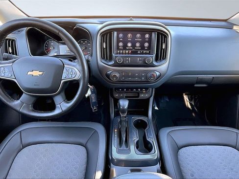 Used 2022 Chevrolet Colorado Z71 image 16