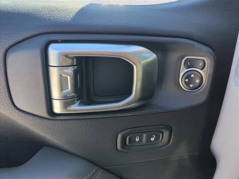 New 2026 Jeep Gladiator Mojave AWD/4WD image 16
