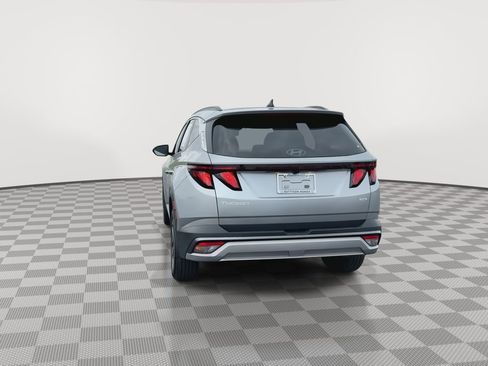 Used 2025 Hyundai Tucson SEL AWD/4WD image 7