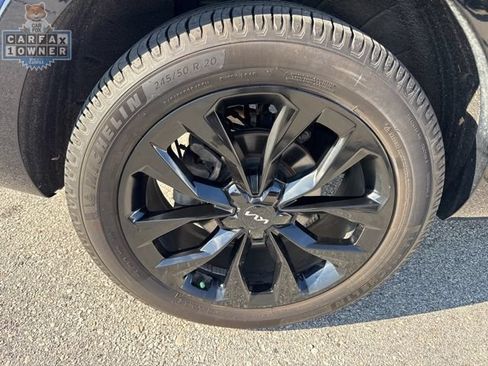Used 2023 Kia Sorento SX AWD/4WD image 21