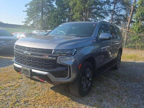 Used 2021 Chevrolet Tahoe Z71 w/ Z71 Signature Package AWD/4WD image 2