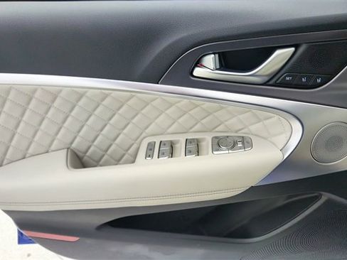 Used 2025 Genesis G70 3.3T Advanced w/ Sport Prestige Package image 35