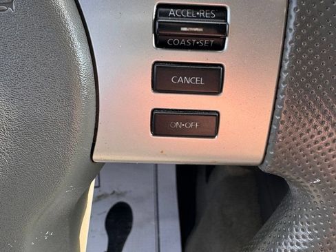 Used 2014 Nissan Frontier SV RWD image 24